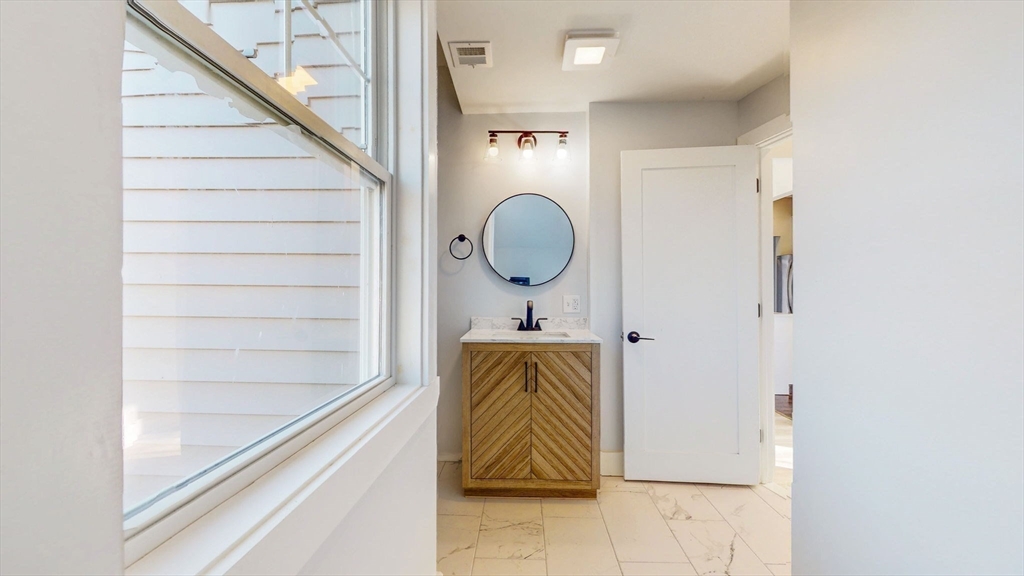 24 Alfred Street Everett, MA 02149 - Photo 26 of 38