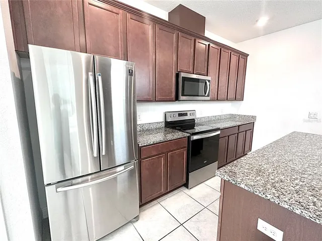 $3,200 | 6162 Bimini Twist Loop, Orlando, FL 32819