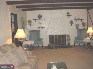 21 Country Club Road Willingboro, NJ 08046 - Photo 2 of 6
