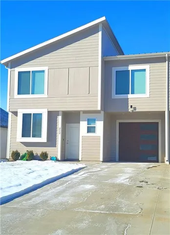 $265,000 | 212 North Mc Gee Street, Tonganoxie, KS 66086