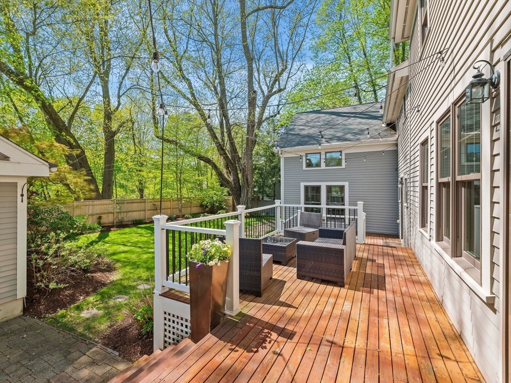 20 Maple Street Lexington, MA 02420 - Photo 9 of 37