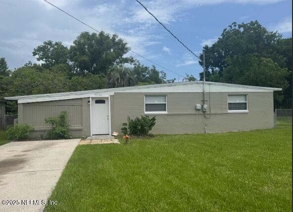 front view of house with a yard