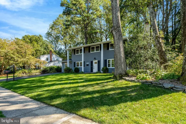 $3,995 | 6805 Reynard Drive, Springfield, VA 22152