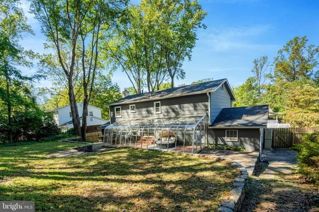 $3,995 | 6805 Reynard Drive, Springfield, VA 22152