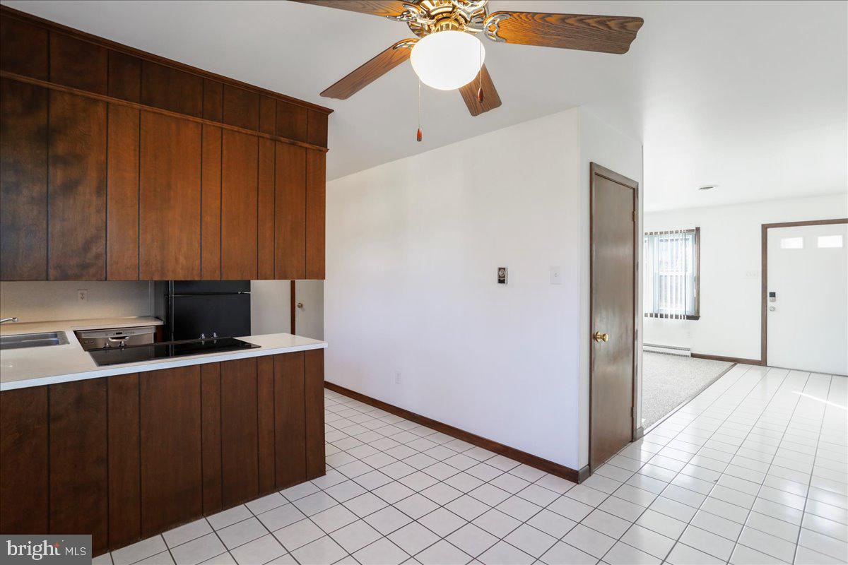 11910 Beavervale Road Smithsburg, MD 21783 - Photo 10 of 27 Kitchen/Dining Area