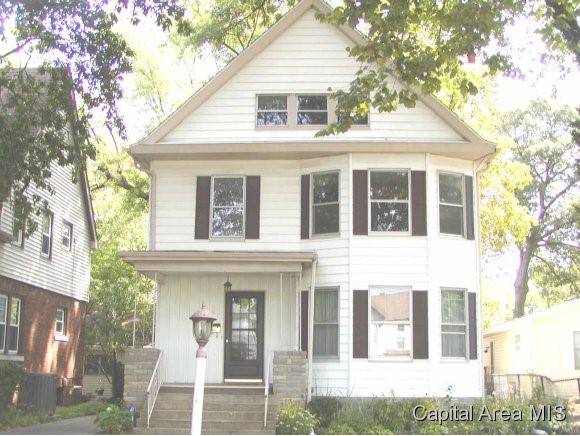 404 South Walnut Street Springfield, IL 62704 - Photo 1 of 23