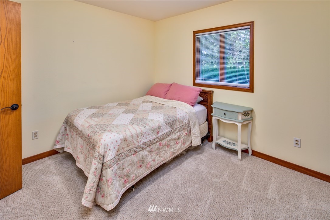 6651 Lunde Road Everson, WA 98247 - Photo 15 of 25