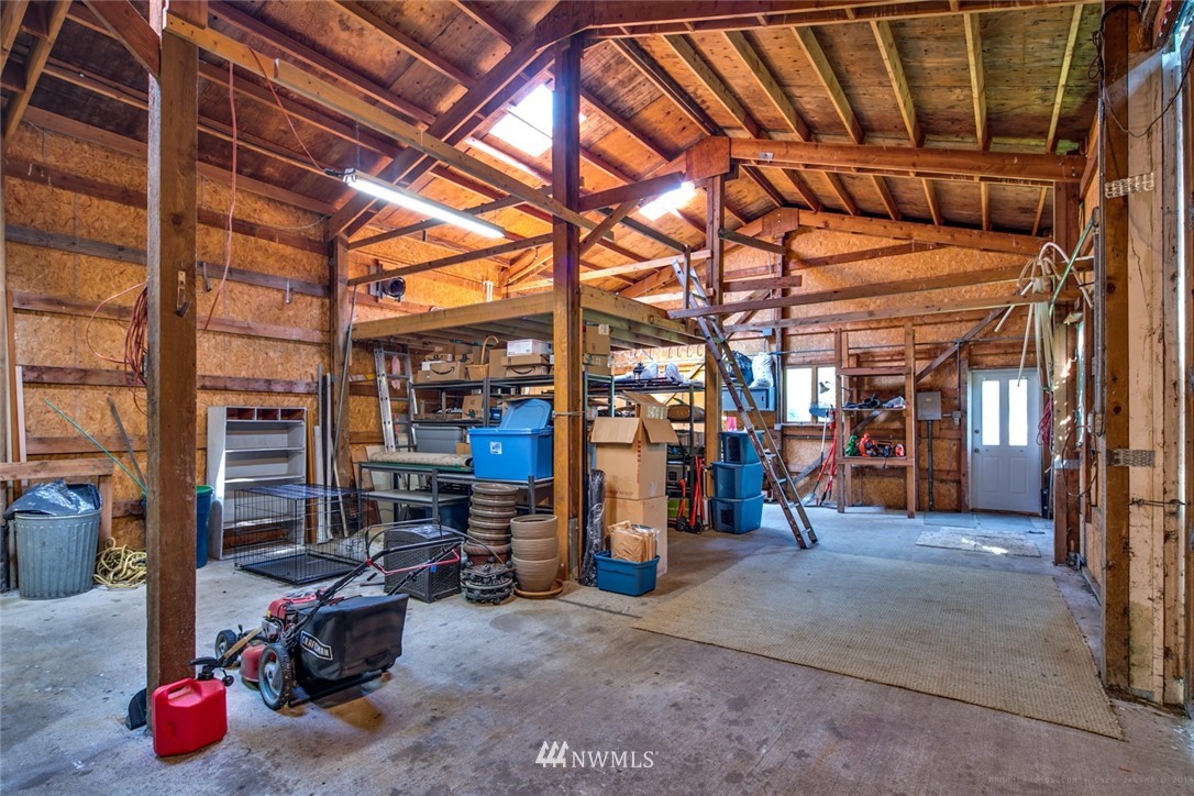 6651 Lunde Road Everson, WA 98247 - Photo 21 of 25
