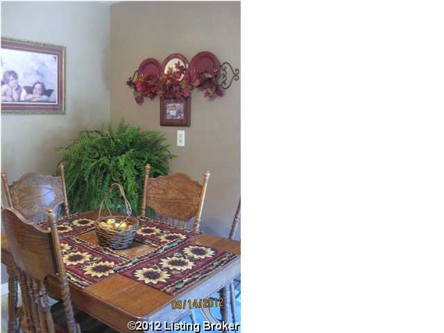 1039 Runell Road Louisville, KY 40214 - Photo 6 of 21 Additional Photo