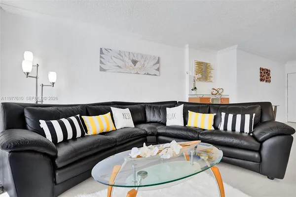 $3,000 | 2501 South Ocean Drive, Unit 1615, Hollywood, FL 33019