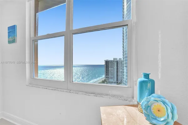 $3,000 | 2501 South Ocean Drive, Unit 1615, Hollywood, FL 33019