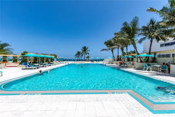 $3,000 | 2501 South Ocean Drive, Unit 1615, Hollywood, FL 33019
