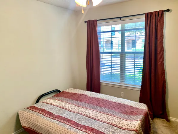 $1,925 | 2105 Main Street, Unit 1, Lubbock, TX 79401