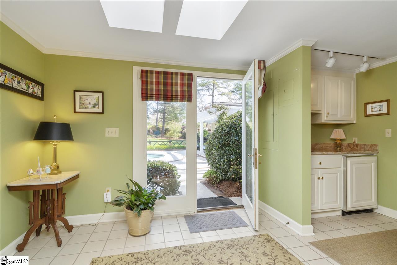 2117 Cleveland St Extension Greenville, SC 29607 - Photo 13 of 36