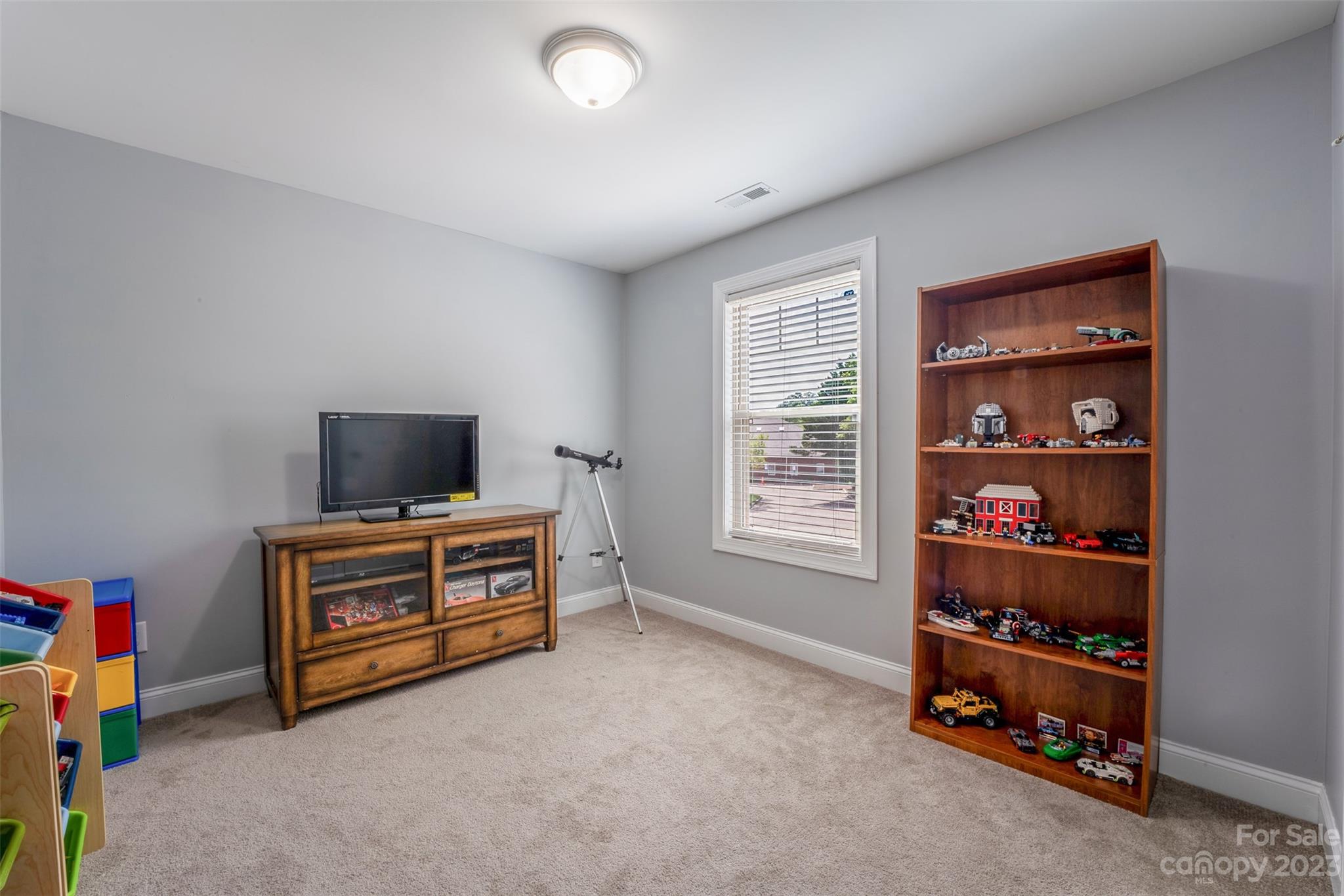212 Old Centergrove Road Kannapolis, NC 28083 - Photo 22 of 39 a room with furniture and dresser