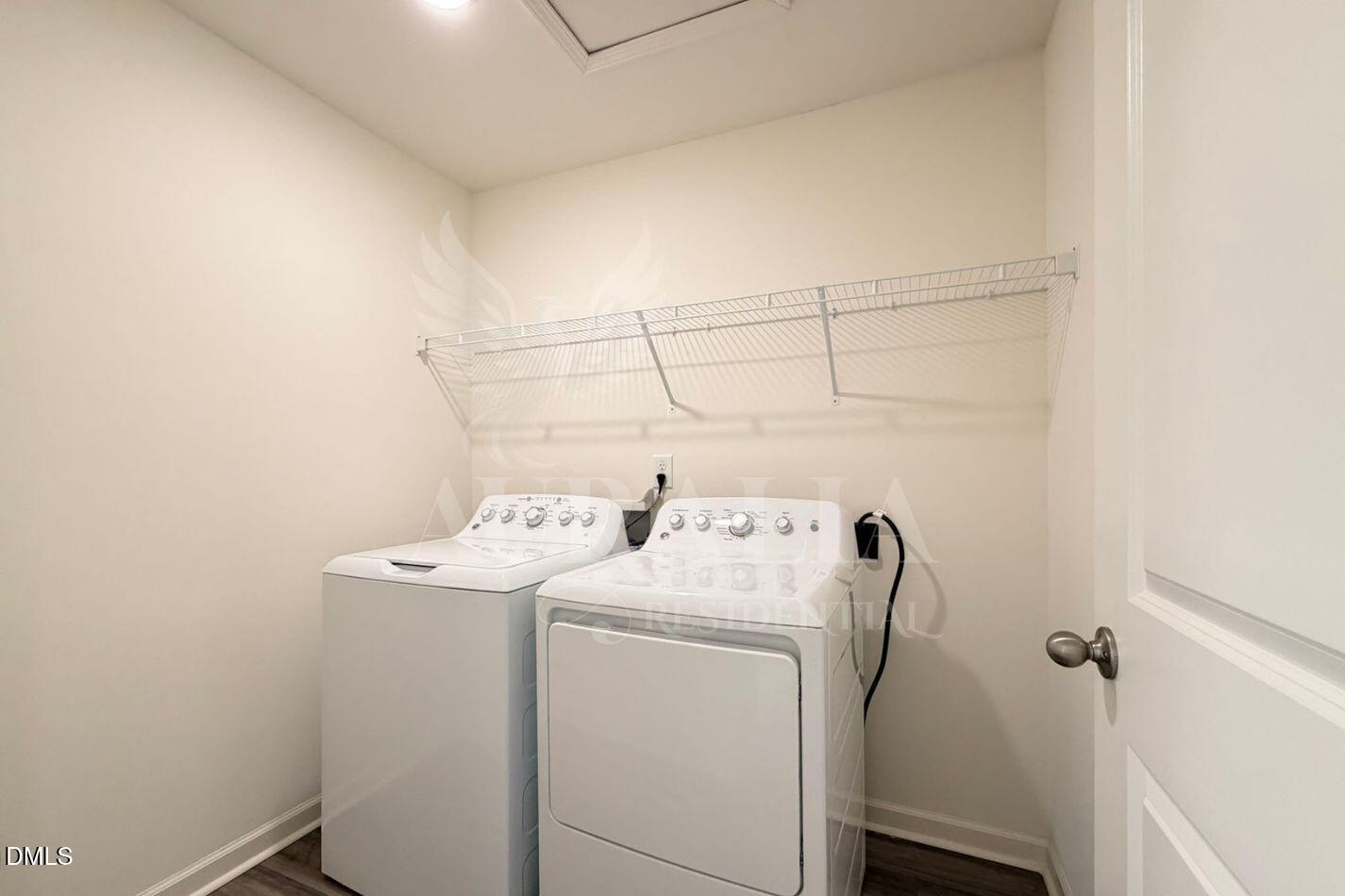 937 Berkeley Glen Road Zebulon, NC 27597 - Photo 19 of 35 a utility room with dryer and washer