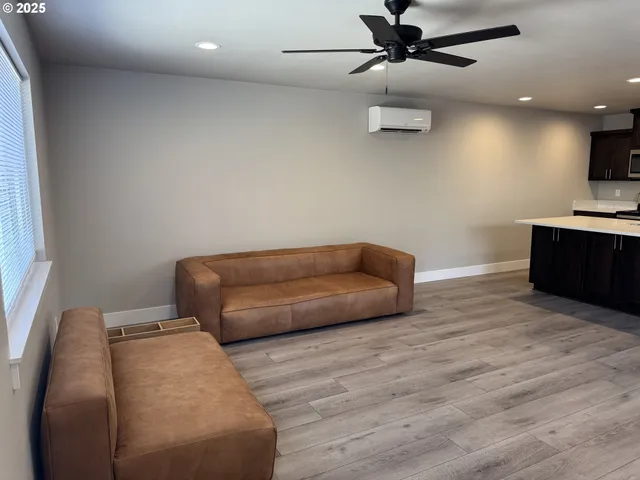 $315,000 | 158 Southeast Mosher Avenue, Roseburg, OR 97470