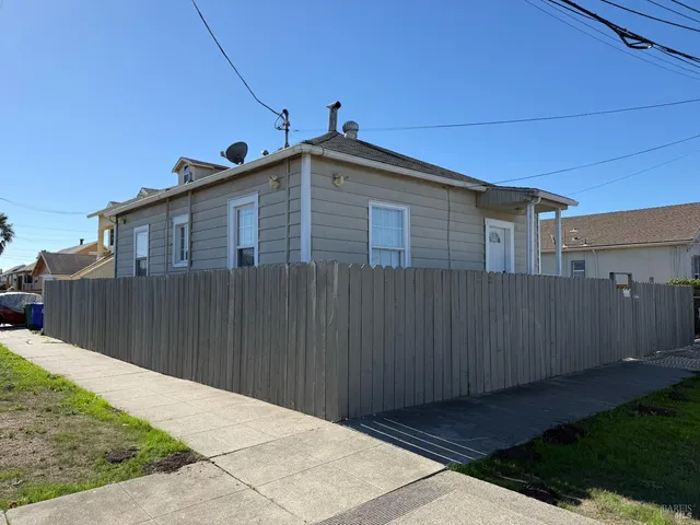 $475,000 | 3834 Waller Avenue, Richmond, CA 94804