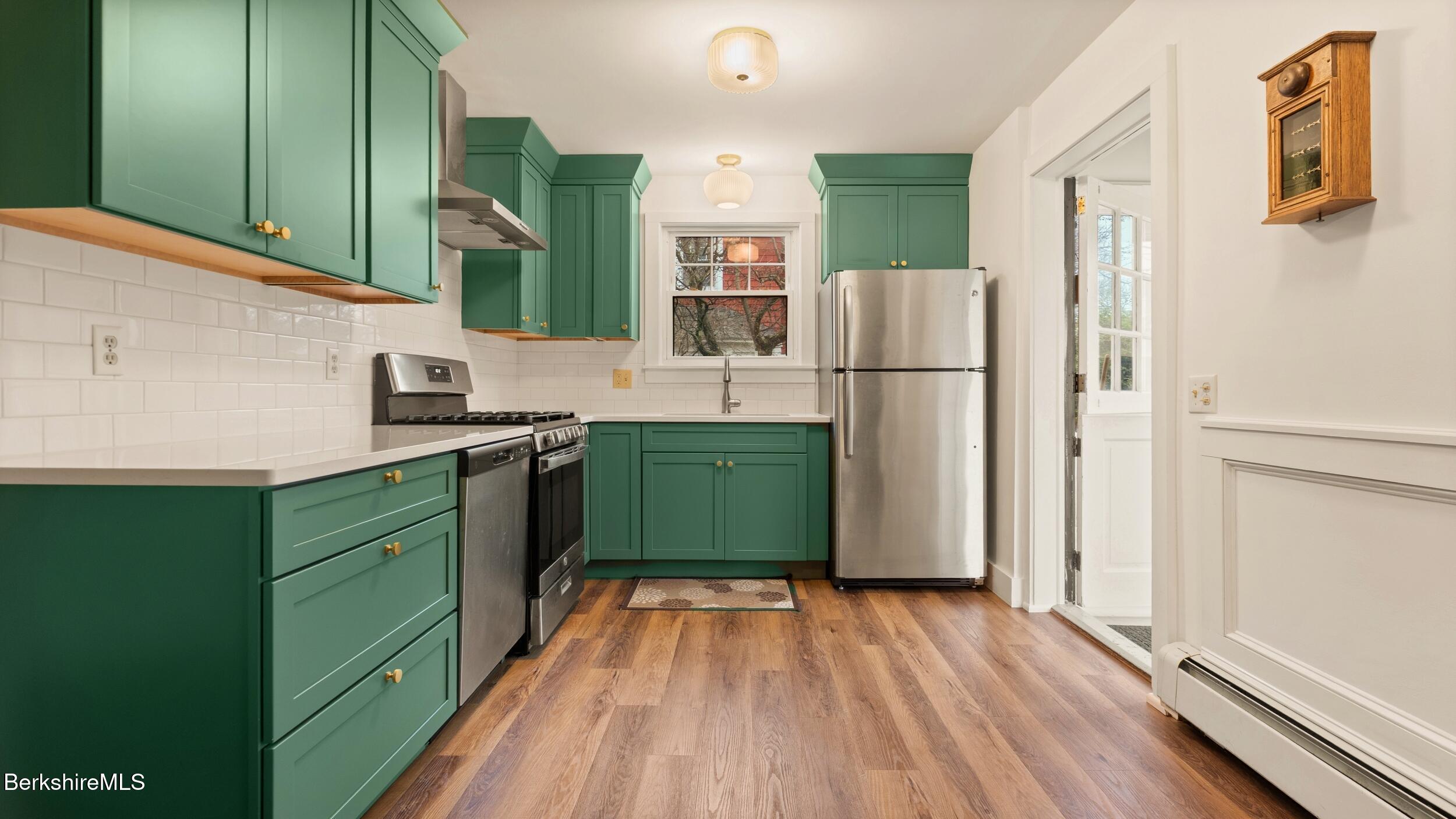 69 Commonwealth Avenue Pittsfield, MA 01201 - Photo 15 of 40