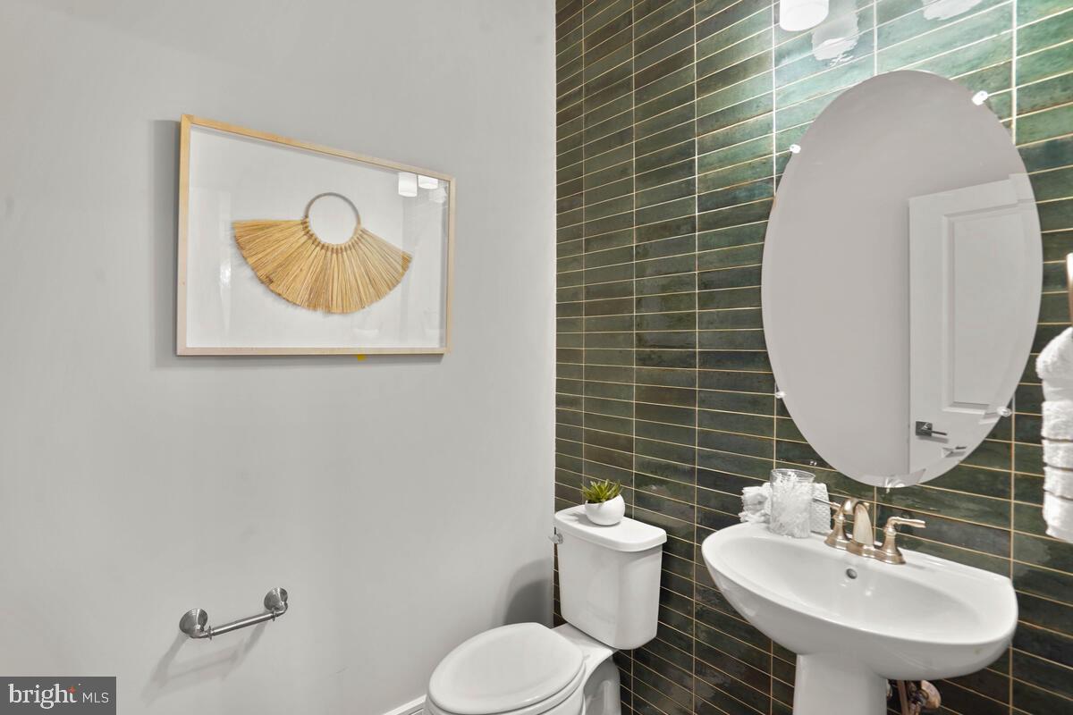 43435 Farringdon Square Ashburn, VA 20148 - Photo 23 of 39