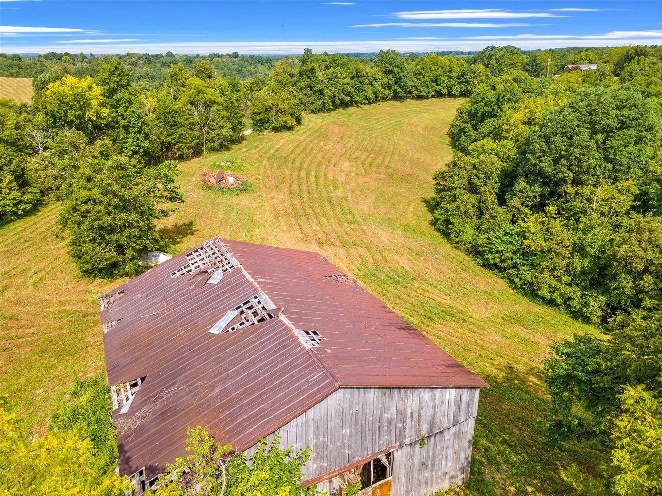 286 Goebel White Road Carlisle, KY 40311 - Photo 7 of 13 20210908193104417675000000-o
