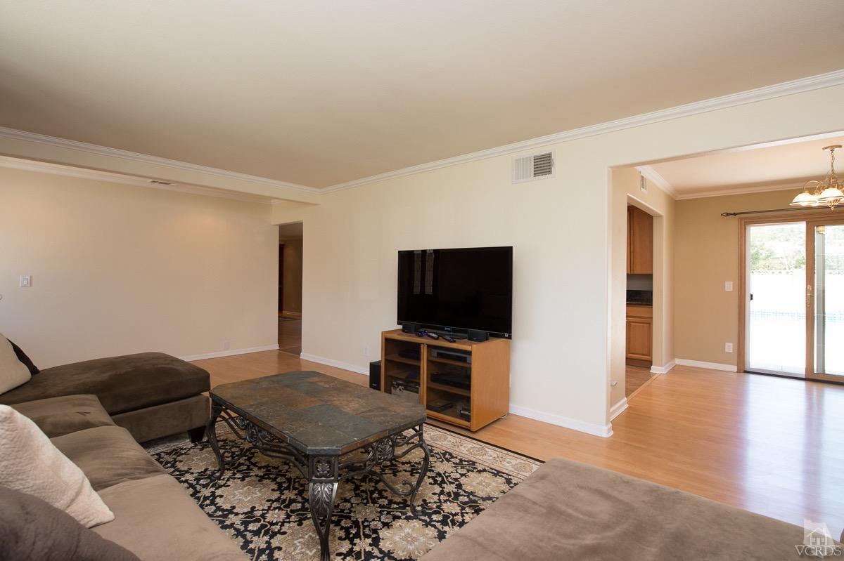 4198 Apricot Road Simi Valley, CA 93063 - Photo 8 of 41 Additional Photo