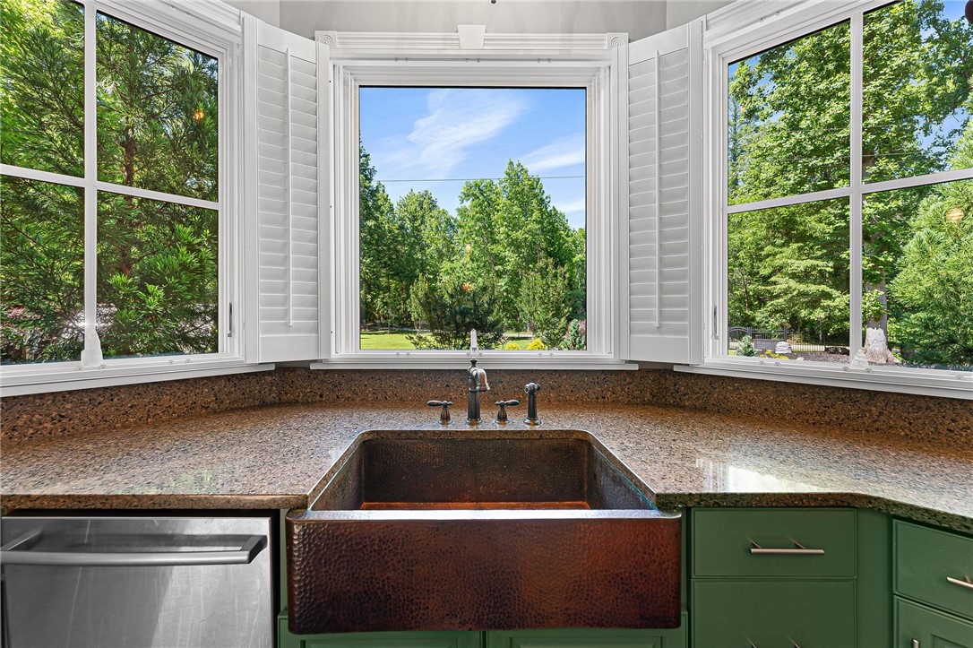 112 Water Falls Road Sunset, SC 29685 - Photo 15 of 50 kitchen outdoor view