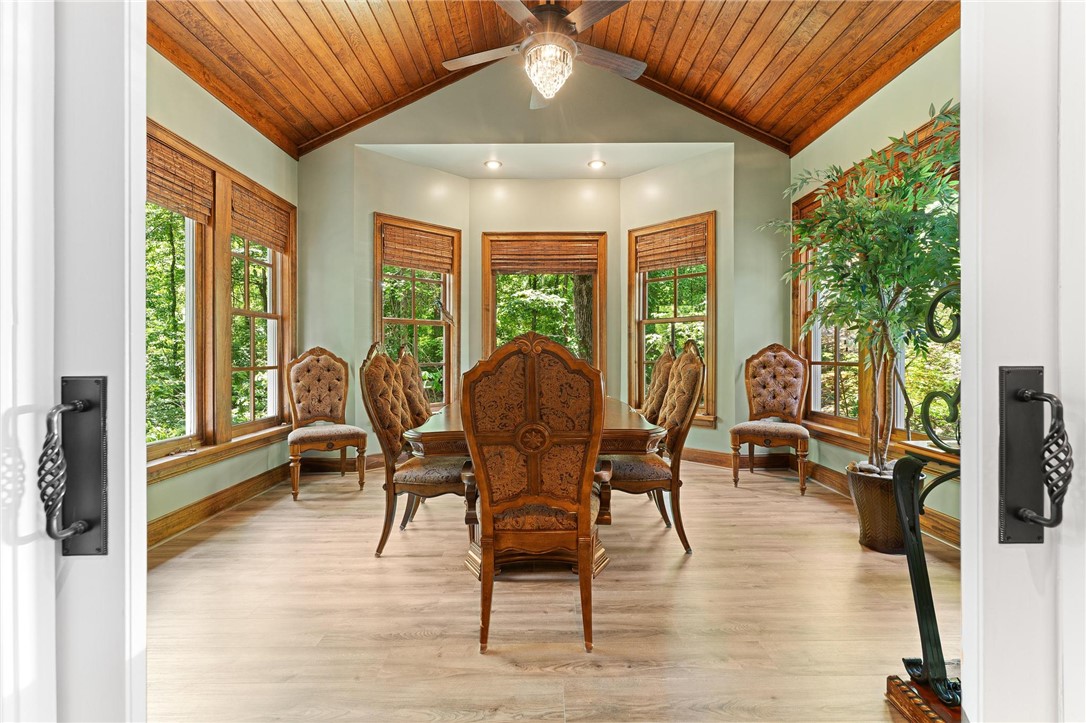 112 Water Falls Road Sunset, SC 29685 - Photo 19 of 50 dining room
