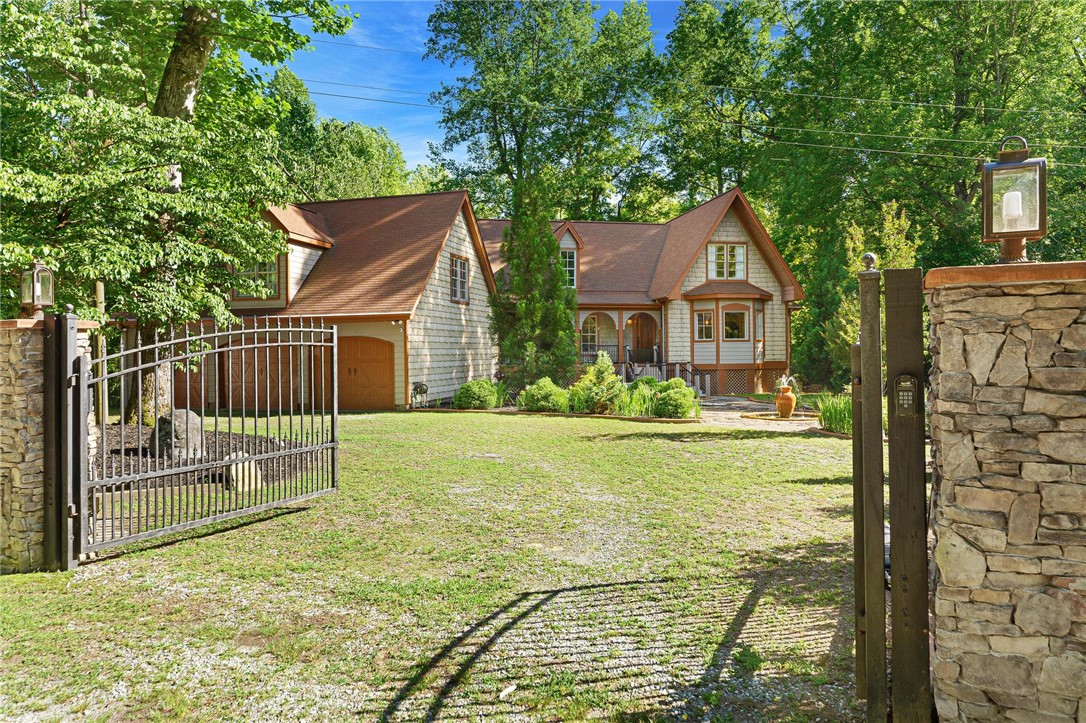 112 Water Falls Road Sunset, SC 29685 - Photo 8 of 50 Gated Entry