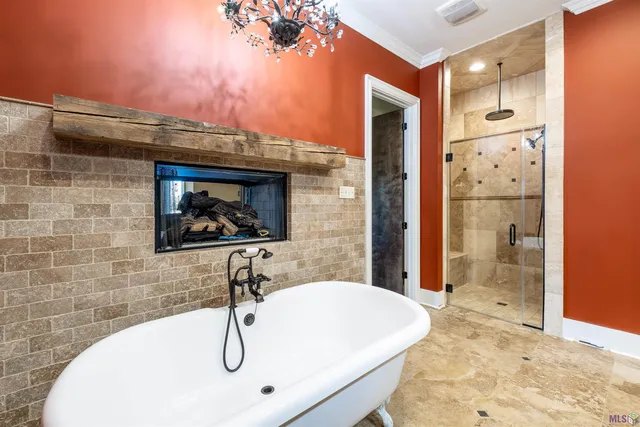 $739,000 | 137 Godchaux Drive, Thibodaux, LA 70301