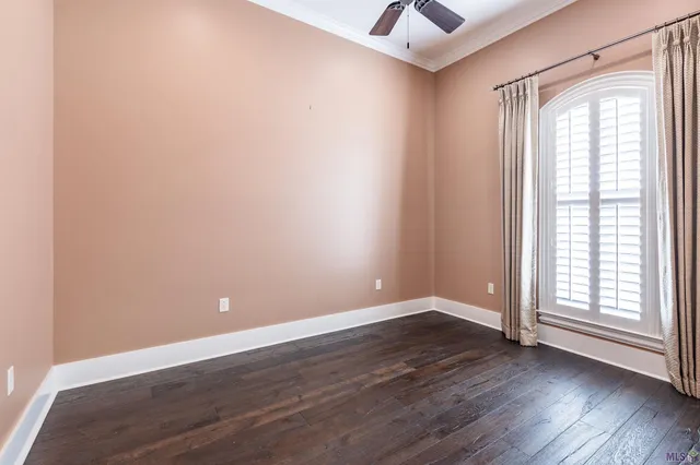 $739,000 | 137 Godchaux Drive, Thibodaux, LA 70301