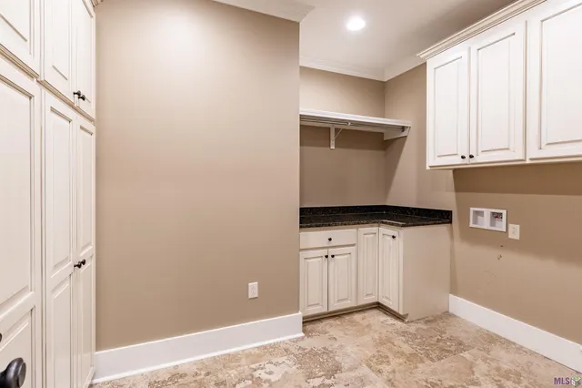 $739,000 | 137 Godchaux Drive, Thibodaux, LA 70301