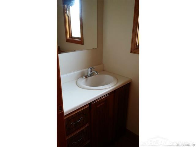 16805 27 Mile Road Ray, MI 48096 - Photo 16 of 27
