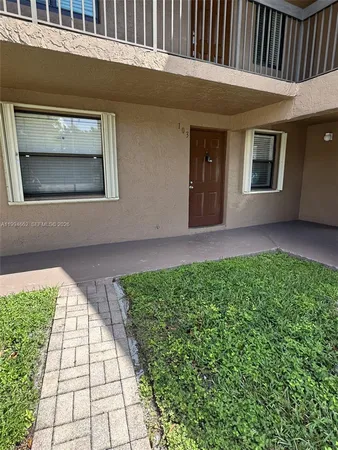 $1,900 | 10003 Winding Lake Road, Unit 103, Sunrise, FL 33351