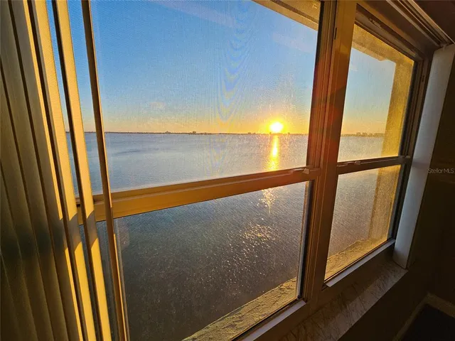 $3,000 | 6020 Shore Boulevard South, Unit 701, Gulfport, FL 33707