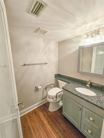 $3,000 | 6020 Shore Boulevard South, Unit 701, Gulfport, FL 33707