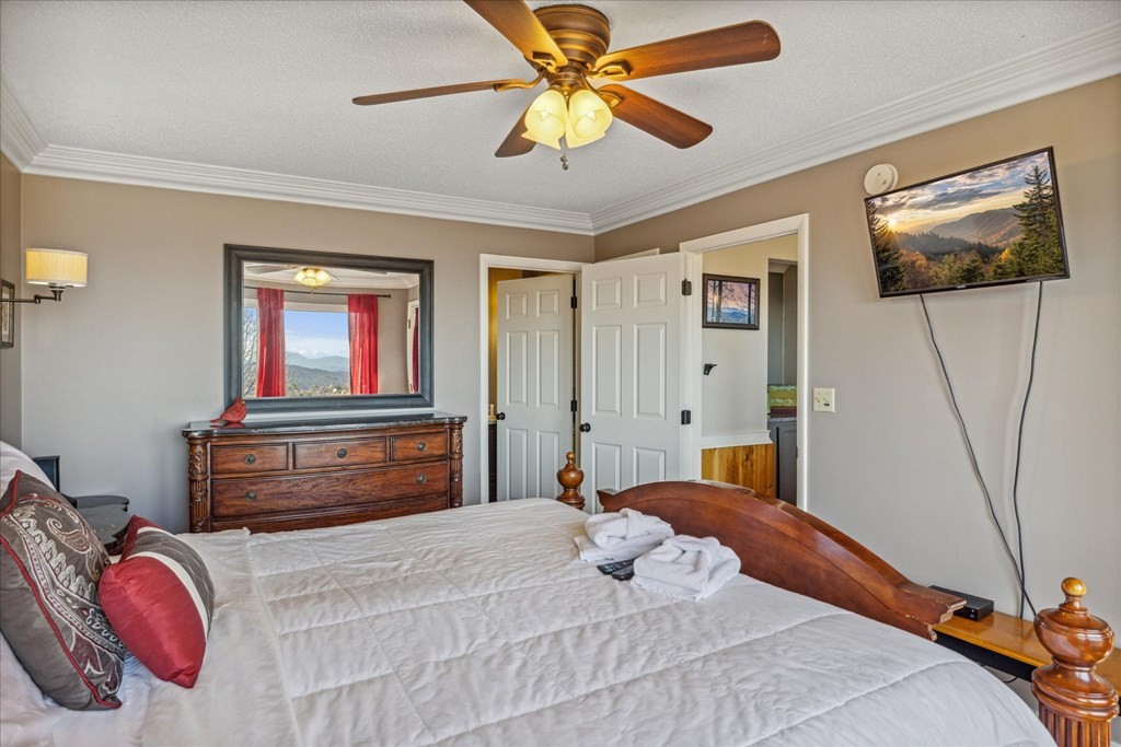 1676 Zurich Road, Unit AVIEWTOREMEMBER Gatlinburg, TN 37738 - Photo 35 of 44 Gallery Image 35