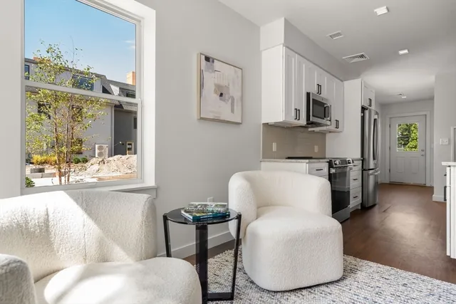 $899,000 | 3 A Wilson Street, Unit 3A, Natick, MA 01760