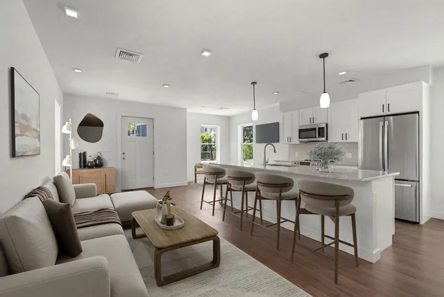 $899,000 | 3 A Wilson Street, Unit 3A, Natick, MA 01760