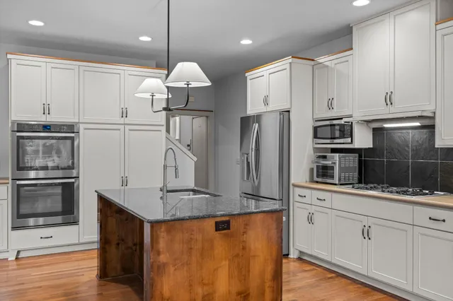 $575,000 | 14108 Jardin Avenue, Hugo, MN 55038