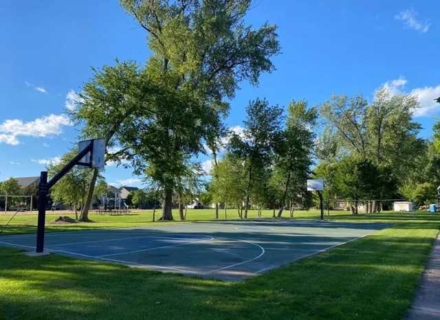 $575,000 | 14108 Jardin Avenue, Hugo, MN 55038