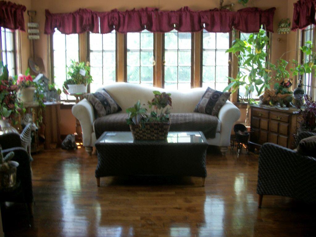 703 East Chicago Road Sturgis, MI 49091 - Photo 17 of 30 1T17