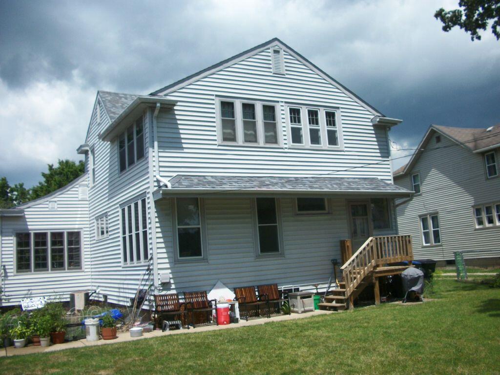 703 East Chicago Road Sturgis, MI 49091 - Photo 3 of 30 1T3