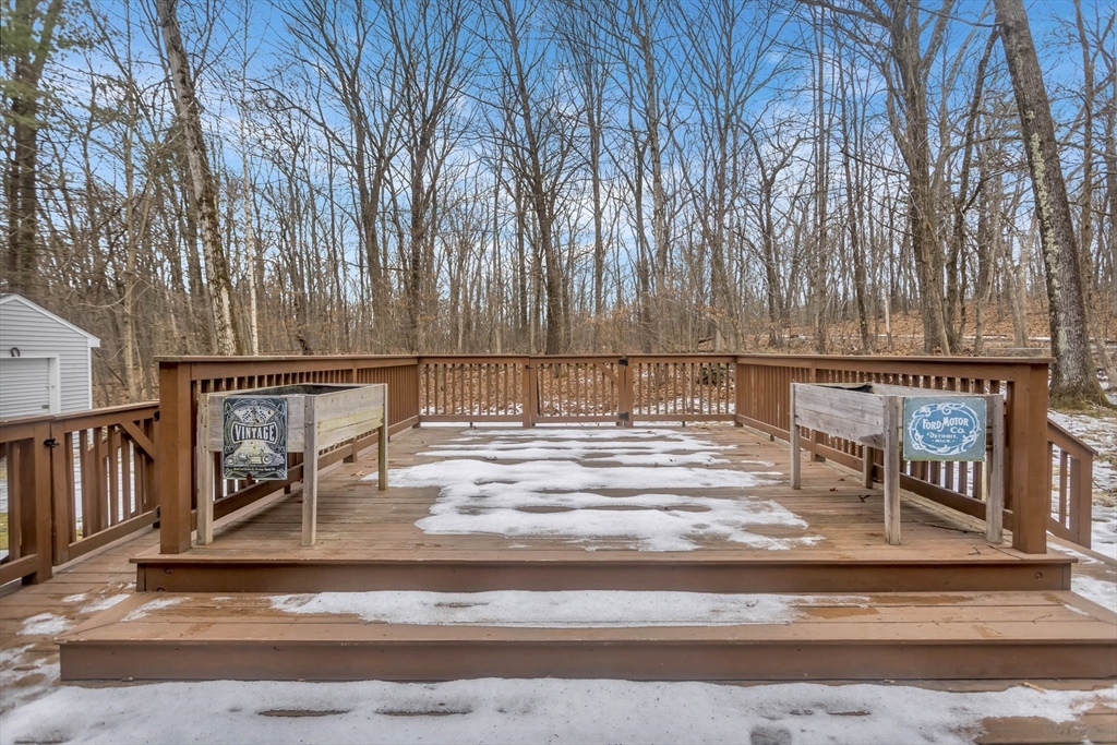 10 Beauregard Terrace West Springfield, MA 01089 - Photo 32 of 41