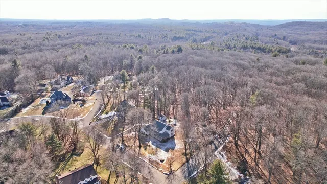 $550,000 | 10 Beauregard Terrace, West Springfield, MA 01089