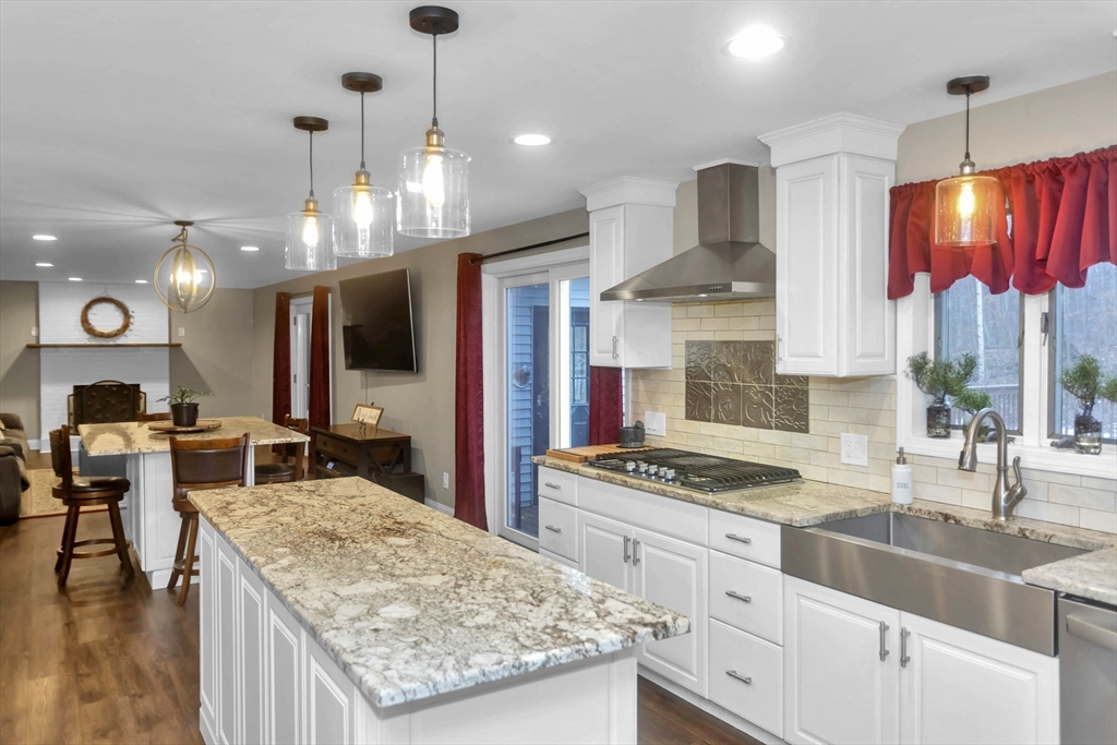 10 Beauregard Terrace West Springfield, MA 01089 - Photo 7 of 41