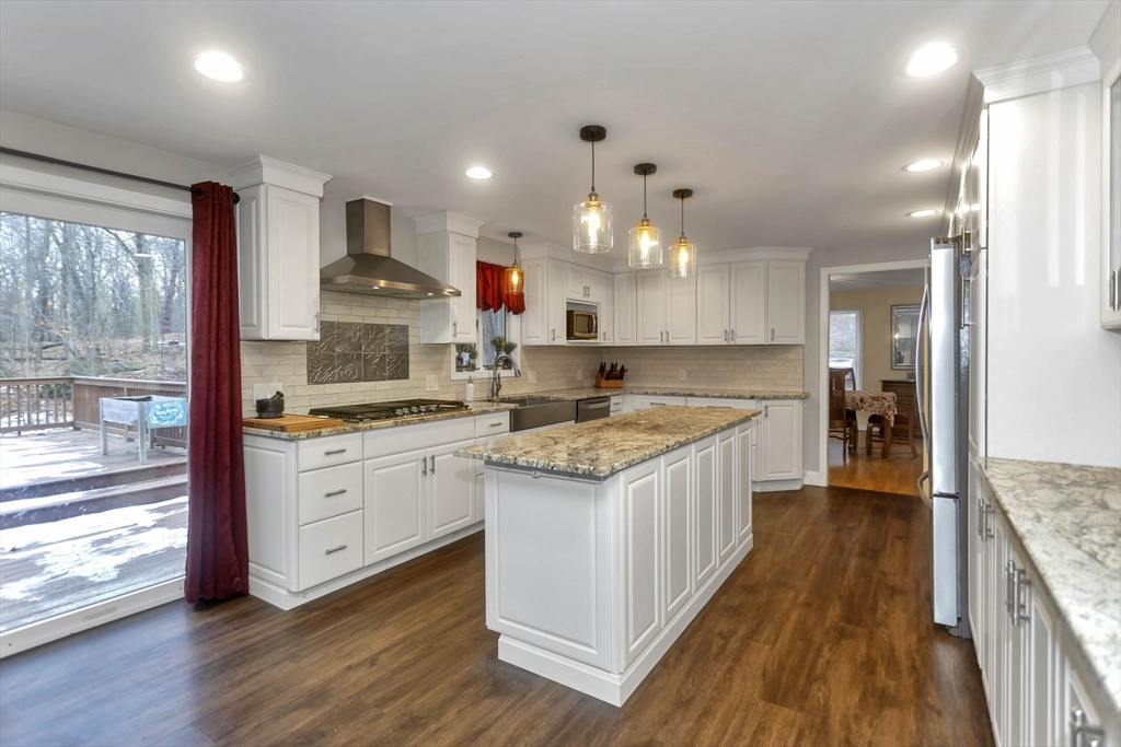 10 Beauregard Terrace West Springfield, MA 01089 - Photo 10 of 41