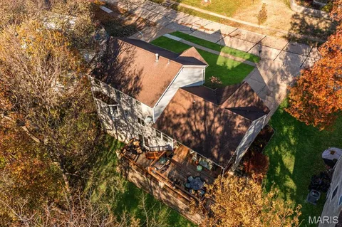 $675,000 | 525 Ballas Park Drive, St. Louis, MO 63122