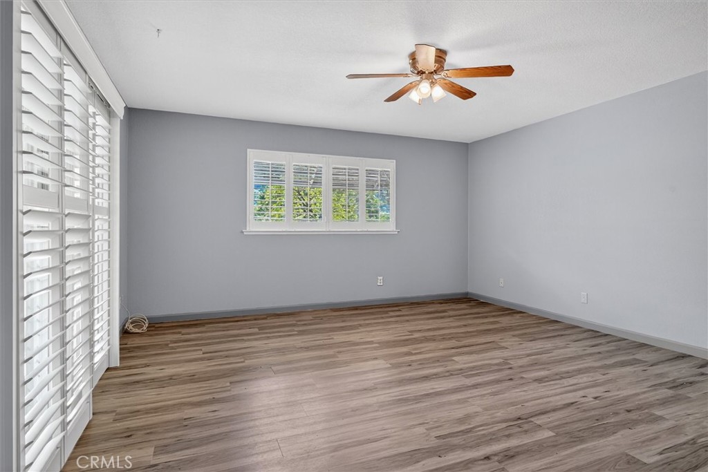 3310 Deer Run Road Mariposa, CA 95338 - Photo 30 of 47 wooden floor in an empty room with a window