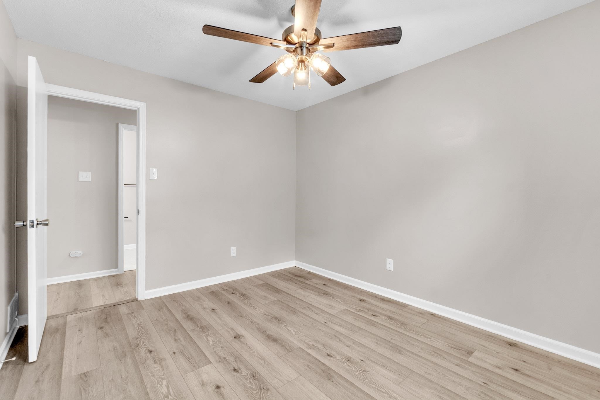 2556 Lynnfield Road Memphis, TN 38119 - Photo 13 of 24 Gallery Image 13